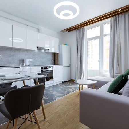 Nyvky Like Home - Nyvky Park - Apt 45 Kiev Ngoại thất bức ảnh