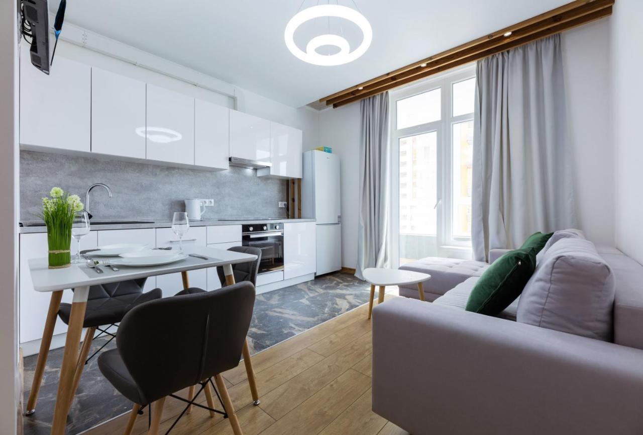 Nyvky Like Home - Nyvky Park - Apt 45 Kiev Ngoại thất bức ảnh